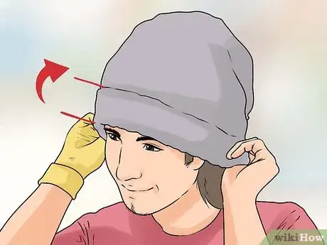 Imagen titulada Wear a Beanie Step 11