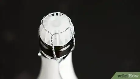 Imagen titulada Recork Champagne Step 2