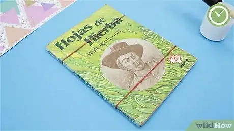 Imagen titulada Repair a Paperback Book Step 18