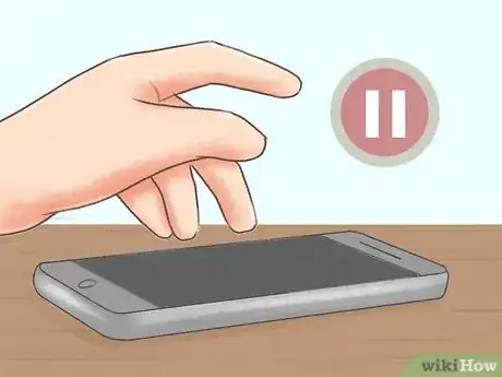 Imagen titulada Stop Snooping on My Boyfriend Step 1