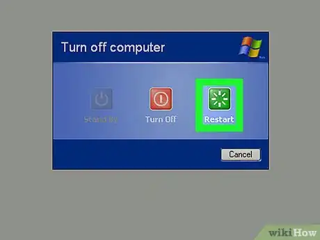 Imagen titulada Log on to Windows XP Using the Default Blank Administrator Password Step 1
