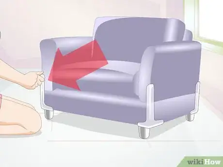 Imagen titulada Teach a Rabbit Not to Chew Furniture Step 15