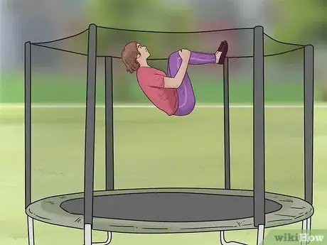 Imagen titulada Flip on the Trampoline Step 17