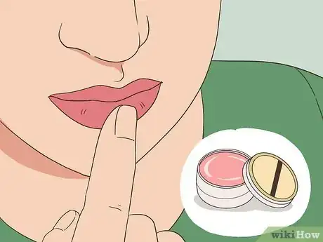 Imagen titulada Make Your Lips Look Plumper Without Makeup Step 5.jpeg