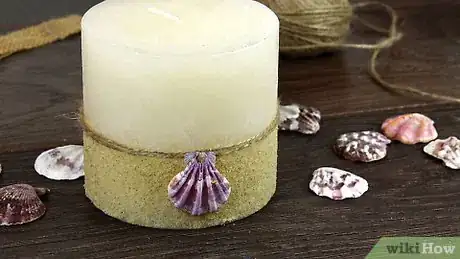 Imagen titulada Decorate Candles Step 19