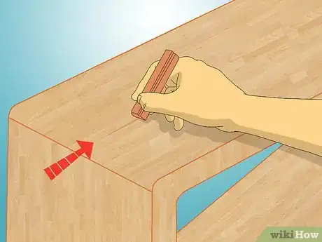 Imagen titulada Touch Up Scratches on Furniture Step 8
