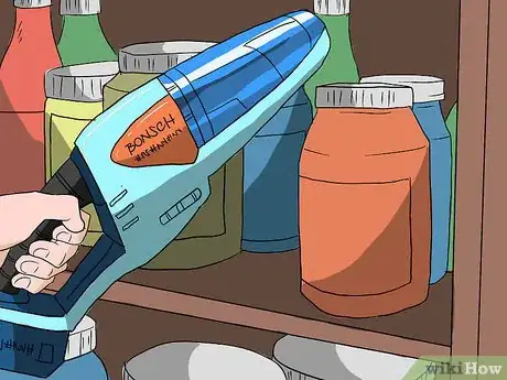 Imagen titulada Do Pest Control With a Vacuum Cleaner Step 5Bullet2