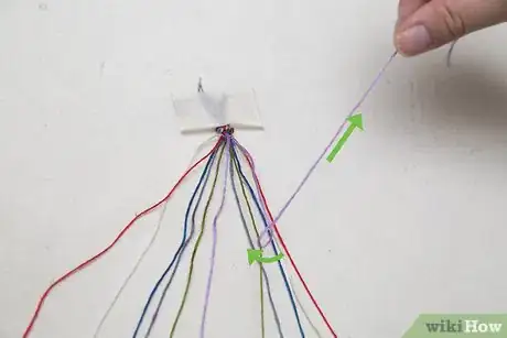 Imagen titulada Make Bracelets out of Thread Step 14