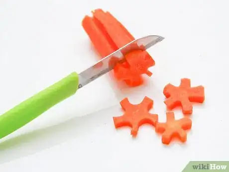 Imagen titulada Make Carrot Flowers Step 9