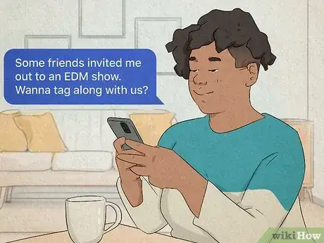 Imagen titulada Ask a Guy to Hang Out Through Texting Step 8