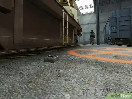 Imagen titulada Be Harder to Hit in Counter Strike Step 8