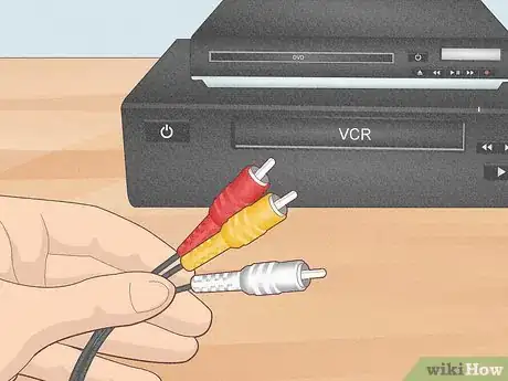 Imagen titulada Convert a VHS to DVD Step 2