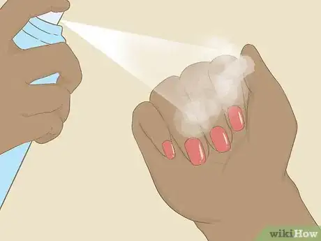 Imagen titulada Use Hairspray Step 11