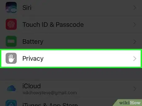 Imagen titulada Block Bluetooth Sharing on an iPhone Step 2