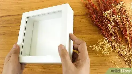 Imagen titulada Make a Shadow Box Step 5