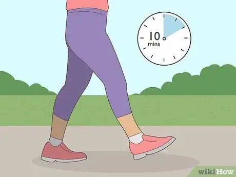 Imagen titulada Burn Fat While Walking Step 8