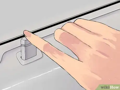 Imagen titulada Lock Your Car and Why Step 2
