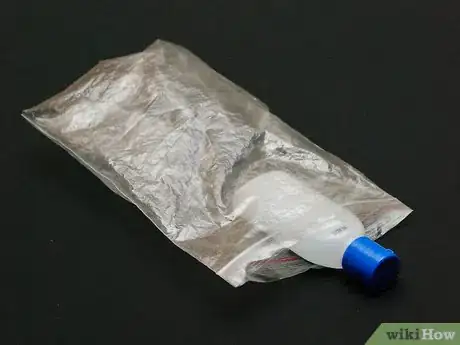 Imagen titulada Pack Your Carry on Bag Step 5
