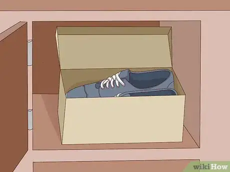 Imagen titulada Clean Icy Soles Step 12
