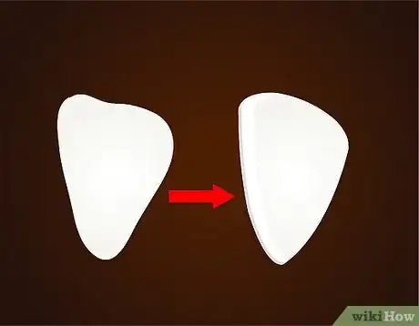 Imagen titulada Make Vampire Fangs if You Have Braces Step 6
