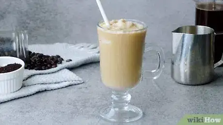 Imagen titulada Make a Cafe Au Lait Step 10