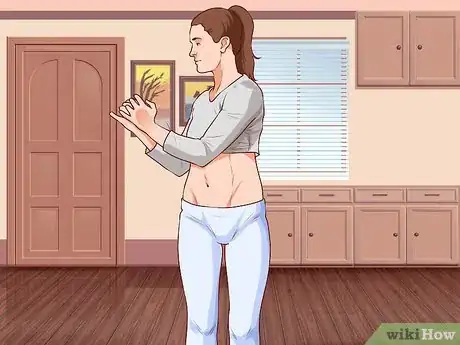 Imagen titulada Stretch Properly for Dance Step 3