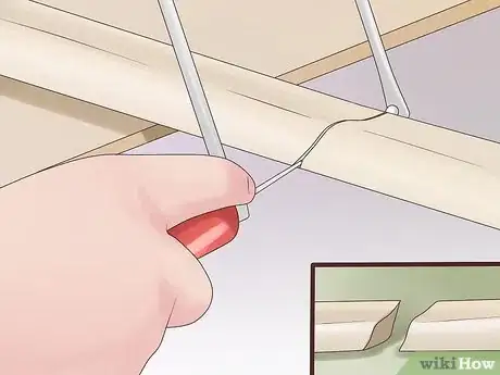 Imagen titulada Install Shoe Molding Step 9
