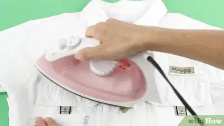 Imagen titulada Sew a Patch on a Uniform Step 13