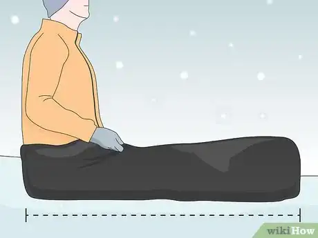 Imagen titulada Go Sledding With a Trash Bag Step 2