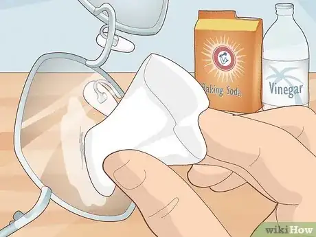 Imagen titulada Fix Scratched Glasses with Coating Step 5