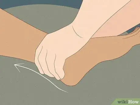 Imagen titulada Seduce a Woman With a Foot Massage Step 9