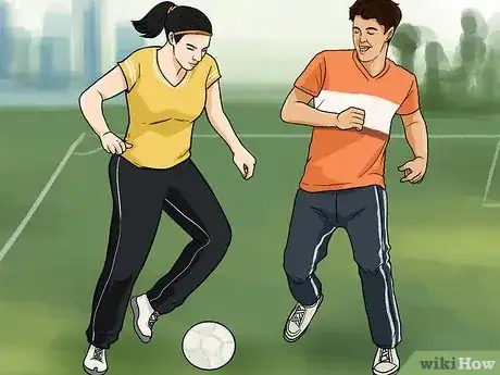 Imagen titulada Attract a Leo Man As an Aries Woman Step 9