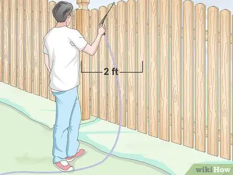 Imagen titulada Clean a Wood Fence Step 6