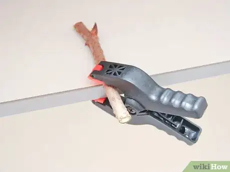 Imagen titulada Make a Pencil Step 10