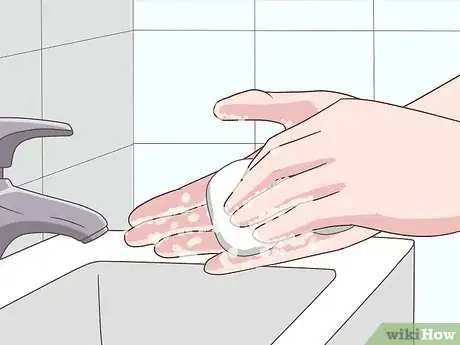 Imagen titulada Reduce Tongue Swelling Step 12