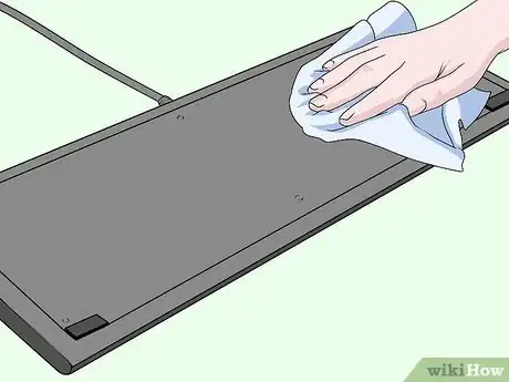 Imagen titulada Clean a Keyboard Step 18