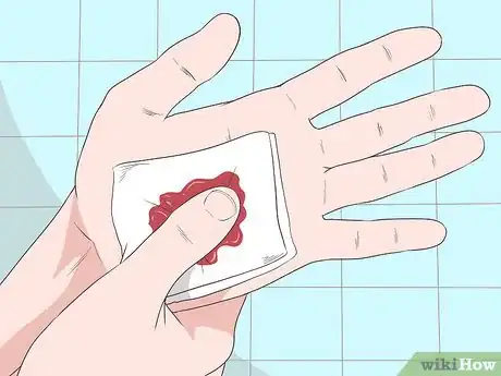 Imagen titulada Treat Razor Nicks and Cuts Step 12