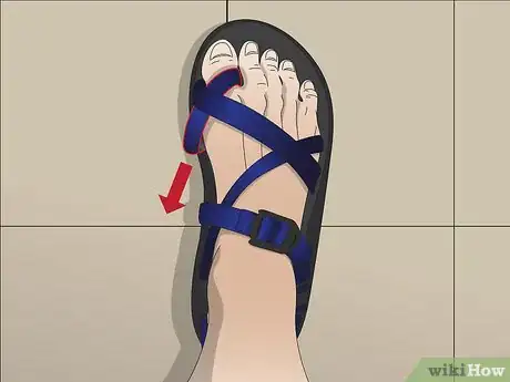 Imagen titulada Adjust Chacos with Toe Straps Step 7
