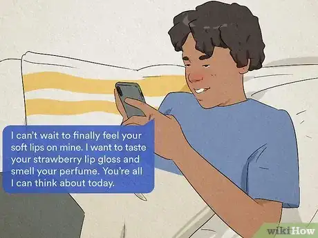 Imagen titulada Hype a Girl Up over Text Step 10