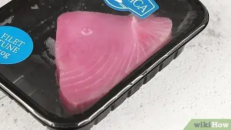 Imagen titulada Cook Frozen Tuna Steak Step 1