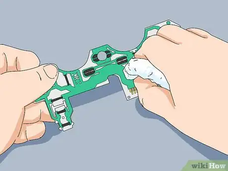 Imagen titulada Fix a PS3 Controller Step 11