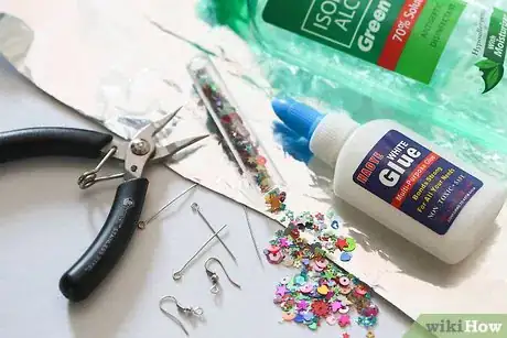 Imagen titulada Make Your Own Earrings Step 1
