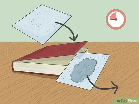 Imagen titulada Dry a Wet Book Step 6