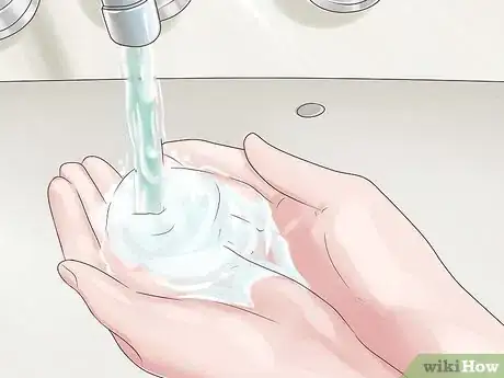 Imagen titulada Quickly Treat a Cut or Bleeding Scrape Step 4