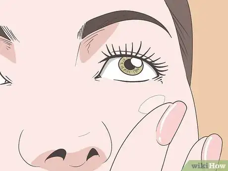 Imagen titulada Stop Watery Eyes Step 3