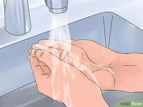 Imagen titulada Heal Blisters Step 10