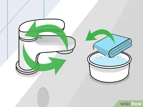 Imagen titulada Clean a Faucet Step 2