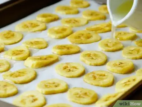 Imagen titulada Make Banana Chips Step 4