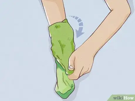 Imagen titulada Recycle Your Socks Step 14