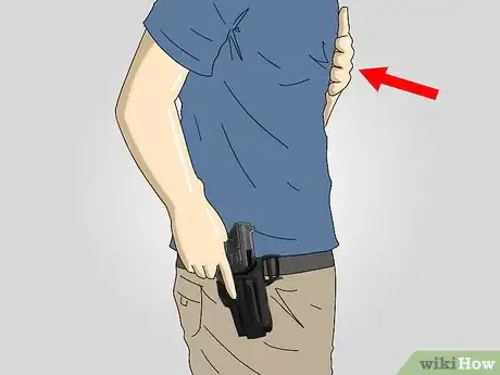 Imagen titulada Do a Tactical Quickdraw With a Pistol Step 1